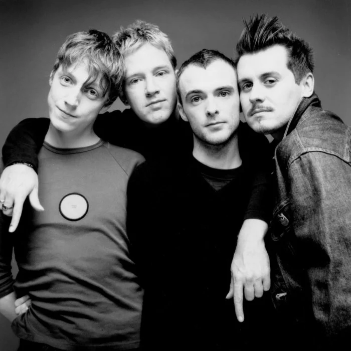TRAVIS : LE GROUPE DE ROCK ALTERNATIF ÉCOSSAIS