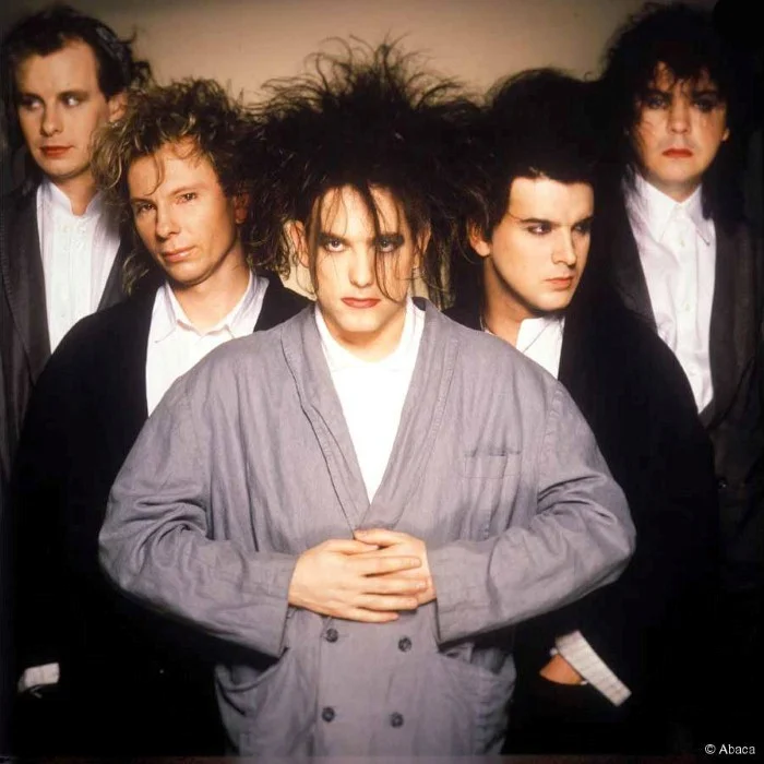THE CURE : HISTOIRE D'UN GÉNIE DU NEW WAVE ET GOTHIC ROCK