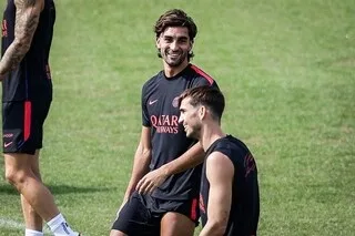 STADE RENNAIS – PSG. LE GROUPE DE PARIS AVEC SES NOUVELLES RECRUES ET SANS LES PARTANTS FACE À RENNES