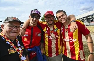 « J’AI HABITÉ PARIS, JE VIS À BORDEAUX, MAIS CE SERA TOUJOURS LE MANS » : LES SUPPORTERS RAVIS DE RETROUVER LA LIGUE 1