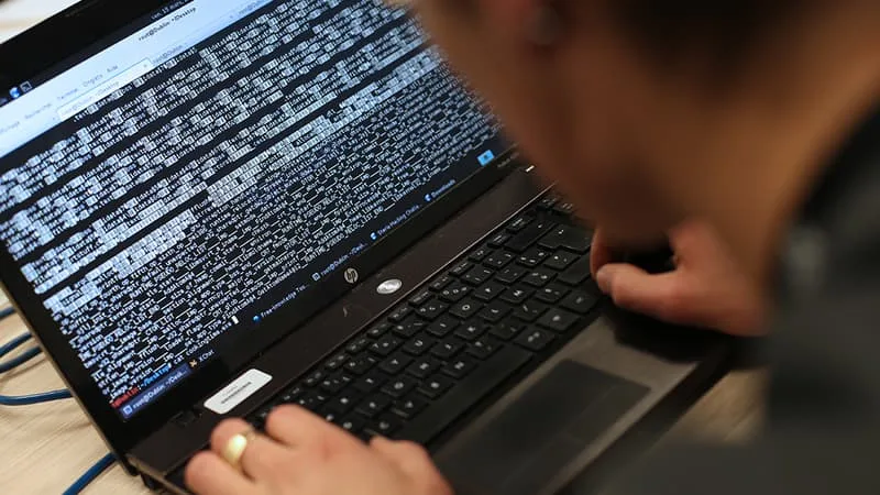 « LEUR SERVICE ÉTAIT MAL SÉCURISÉ, C’EST TOUT »: LES HACKERS ZEROBYTES JUSTIFIENT LEURS CYBERATTAQUES CONTRE LE FISC ET L’ÉDUCATION NATIONALE