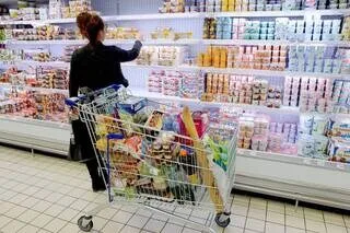 EXCLUSIF. UN NOUVEL AFFICHAGE ENVIRONNEMENTAL EN VUE SUR LES EMBALLAGES ALIMENTAIRES, DES PREMIÈRES MARQUES S’ENGAGENT