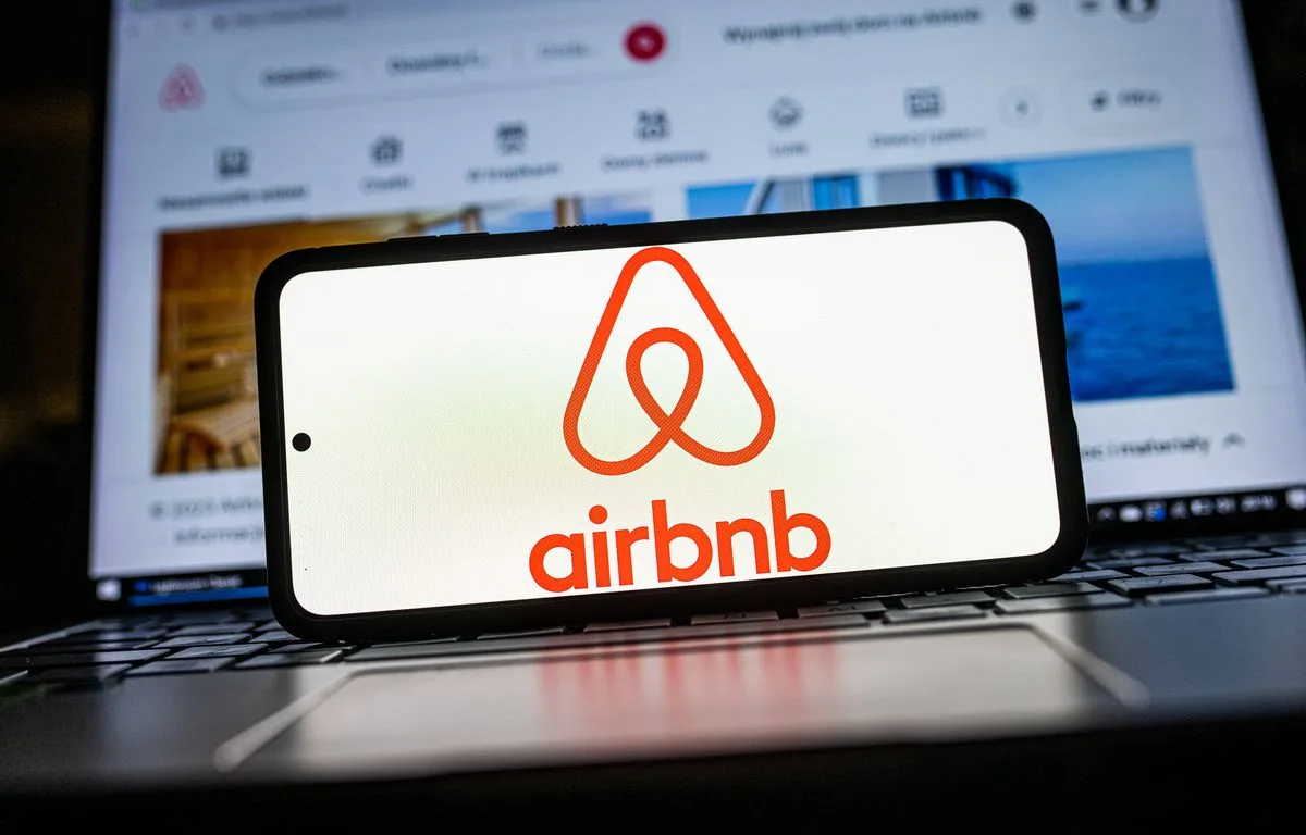 LA ROCHELLE : NEUF ET SIX MOIS DE PRISON FERME POUR DEUX PROXÉNÈTES QUI LOUAIENT DES AIRBNB