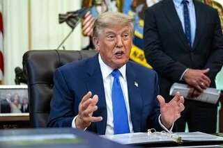 « LES VACCINS SONT SÛRS ET NE CAUSENT PAS D’AUTISME » : L’OMS S’INQUIÈTE FACE AUX RECOMMANDATIONS DE DONALD TRUMP