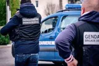 LES GENDARMES DÉCOUVRENT HUIT KILOS DE COCAÏNE DANS UN LOGEMENT AU SUD DE NANTES, UN HOMME MIS EN EXAMEN