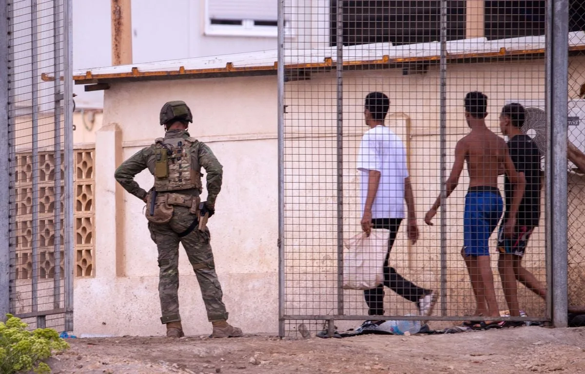 CRISE À CEUTA : PLUS DE 48.000 MIGRANTS RENTRÉS AU MAROC, LA FRANCE ET ITALIE AUGMENTENT LES CONTRÔLES AUX FRONTIÈRES