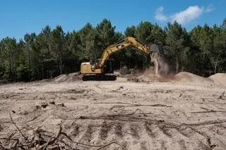 UNE ASSOCIATION ANTICORRUPTION PORTE PLAINTE APRÈS LA RÉALISATION D’UN PARE-FEU AU CAP-FERRET DURANT LE MÉGAFEU