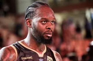 BASKET. PASSÉ PAR CHOLET ET MONACO, L’INTERNATIONAL FRANÇAIS YOAN MAKOUNDOU REJOINT LE FC BARCELONE