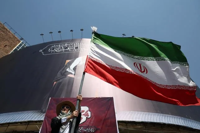 “INSULTE FAITE AU PEUPLE” : DES PROPOS DE TRUMP ET VANCE SUSCITENT L’IRE DES IRANIENS