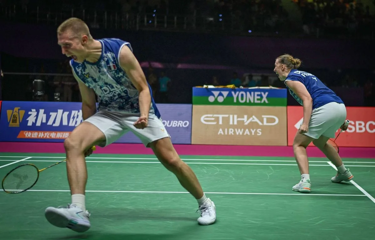 MONDIAUX DE BADMINTON : « ON VIT UN MOMENT HISTORIQUE »… APRÈS LES DEUX MÉDAILLES D’OR, LE BAD FRANÇAIS SUR UN NUAGE
