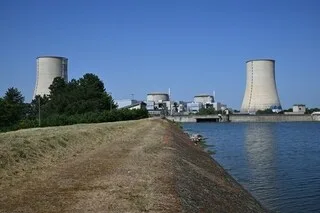 RÉACTEURS NUCLÉAIRES À L’ARRÊT, ESSOR DE LA CLIM… LE RÉSEAU ÉLECTRIQUE VA-T-IL TENIR ?