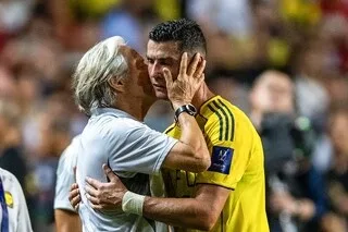 « À PARTIR DU MOMENT OÙ IL JOUE… » : LE NOUVEAU SÉLECTIONNEUR DU PORTUGAL OUVRE LA PORTE À CRISTIANO RONALDO