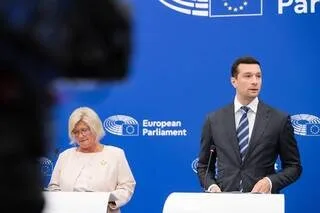 LE GROUPE DU RN AU PARLEMENT EUROPÉEN A DÉTOURNÉ 277 000 € EN 2024 ET VA DEVOIR LES REMBOURSER