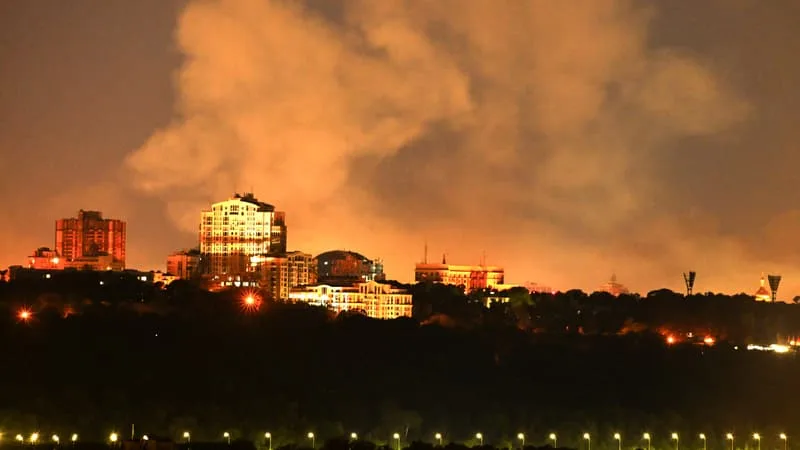 GUERRE EN UKRAINE: DES BOMBARDEMENTS RUSSES FONT AU MOINS SEPT MORTS À KIEV ET SA RÉGION