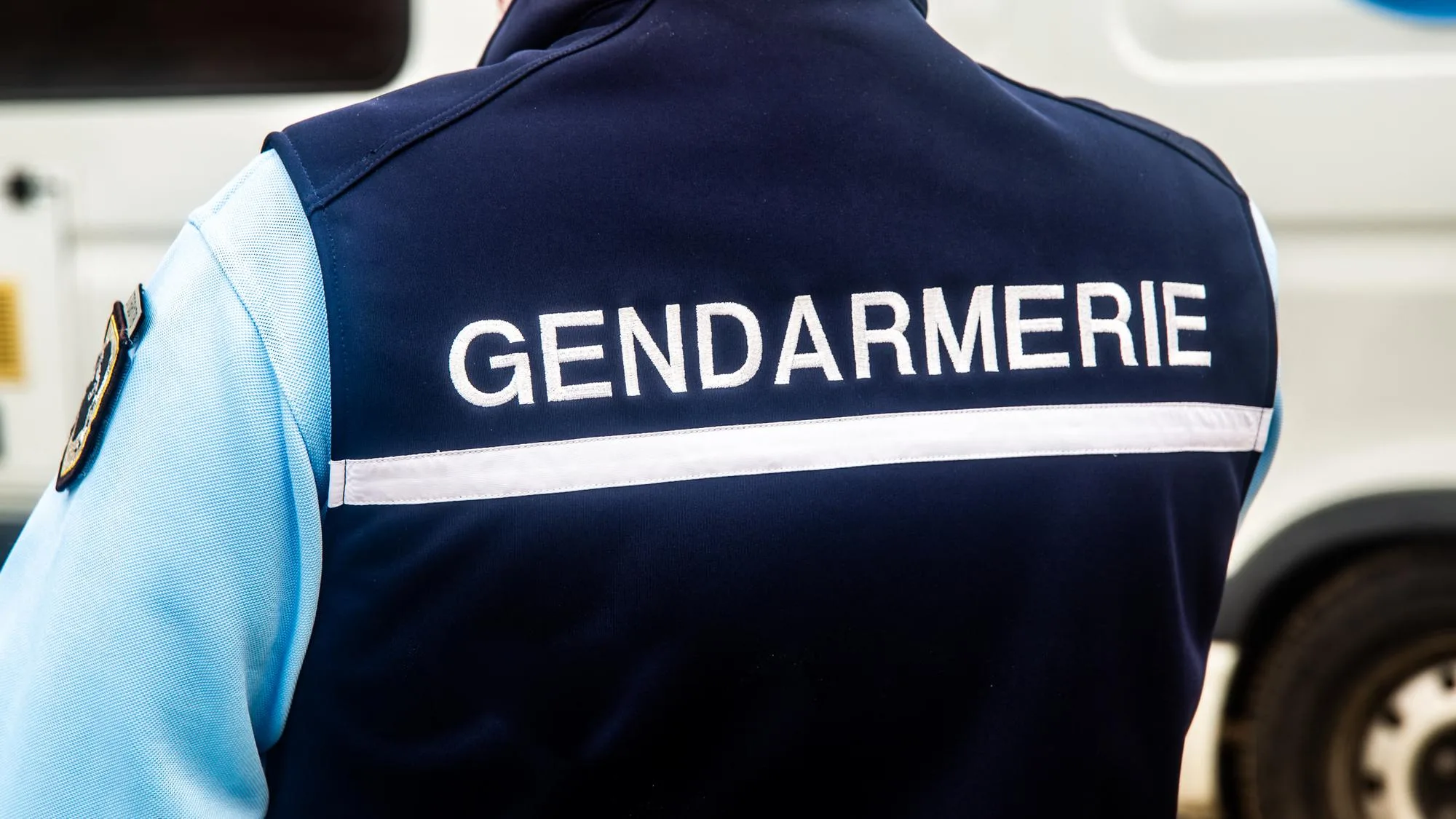 DES PROPOS ANTISÉMITES TENUS DANS UNE VIDÉO VIRALE INDIGNENT, UNE ENQUÊTE OUVERTE