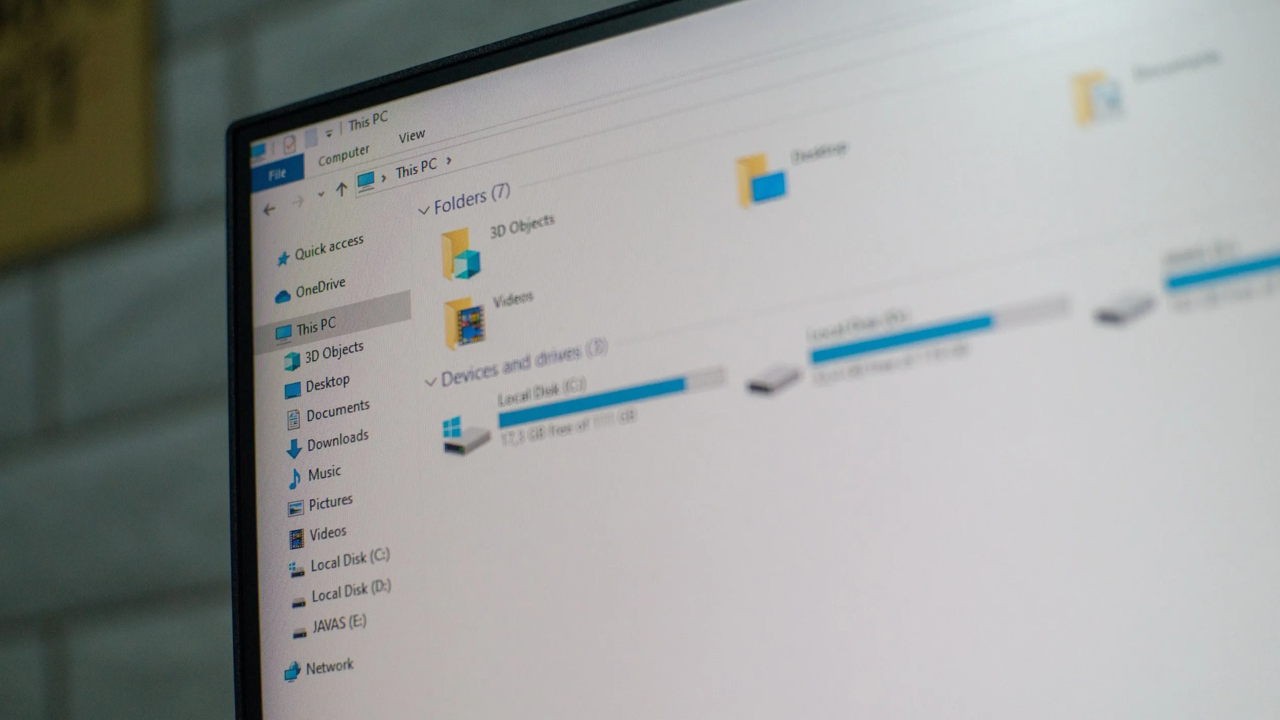 WINDOWS 11 : POURQUOI VOS DOSSIERS NE S’AFFICHENT PLUS COMME AVANT DEPUIS LA MISE À JOUR DE JUIN