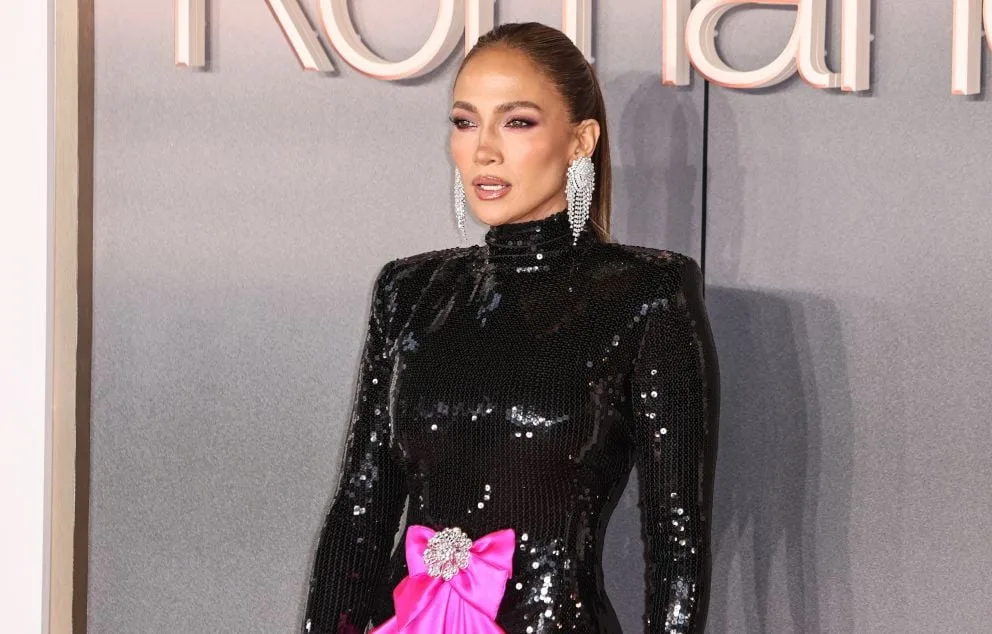 JENNIFER LOPEZ A VÉCU UN MOMENT FRANCHEMENT TERRIFIANT SUR SCÈNE