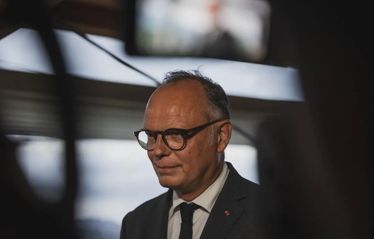 PRÉSIDENTIELLE 2027 : EDOUARD PHILIPPE VEUT RASSEMBLER DÈS NOVEMBRE, DE GABRIEL ATTAL À BRUNO RETAILLEAU