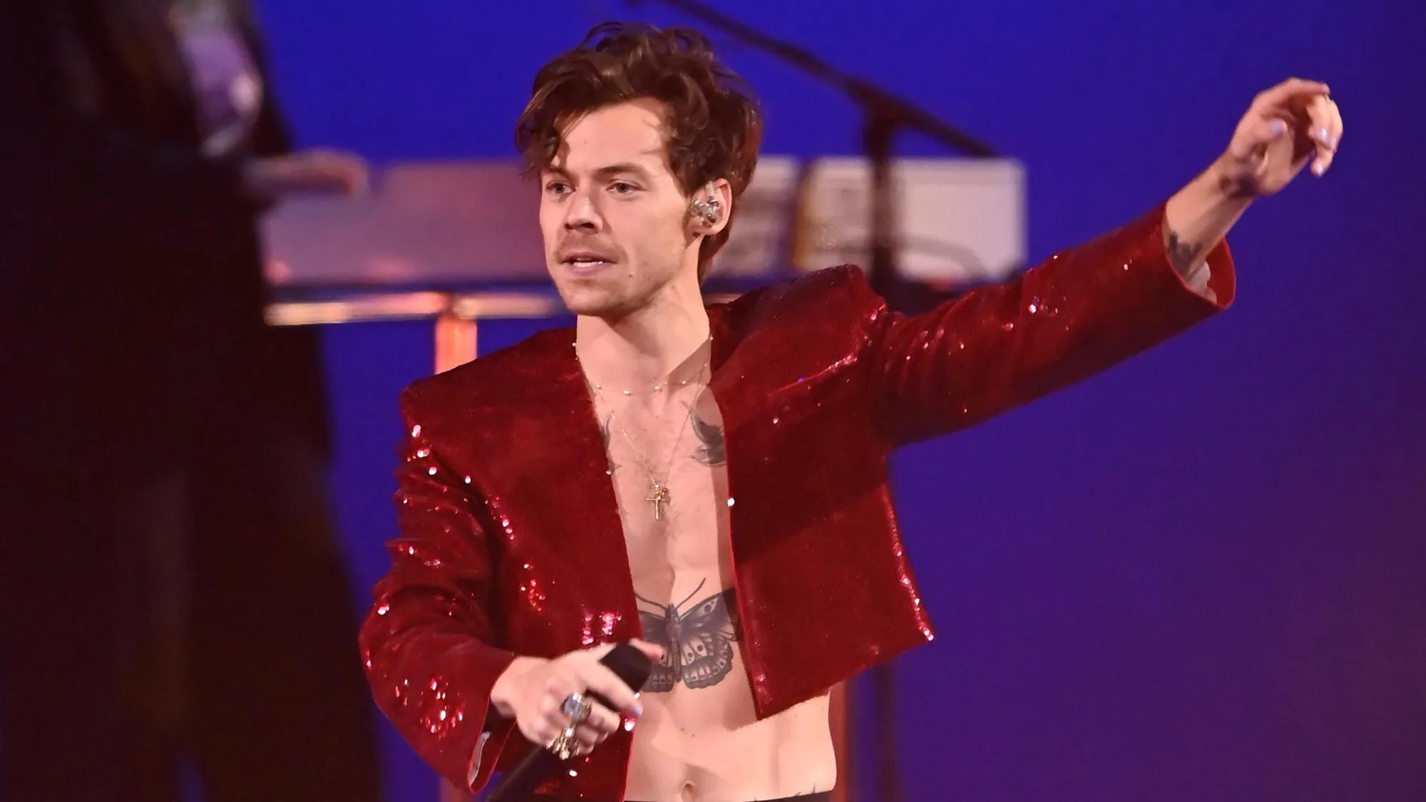 HARRY STYLES S’EST RENDU À SON PROPRE CONCERT À WEMBLEY EN COURANT