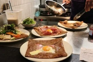 QUELLES SONT LES SPÉCIALITÉS CULINAIRES QU’IL FAUT ABSOLUMENT GOÛTER DANS LE FINISTÈRE ?