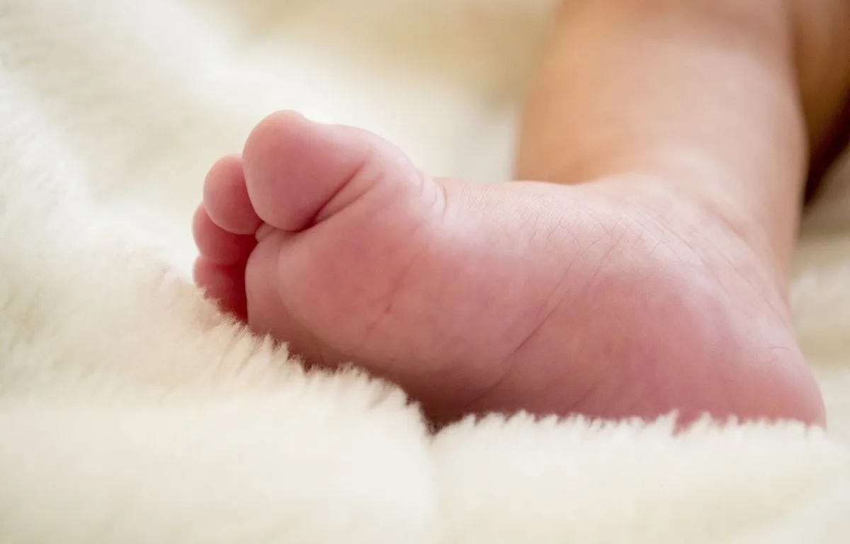 CHINE : À 60 ANS, ELLE DEVIENT MAMAN POUR LA DEUXIÈME FOIS EN DEUX ANS