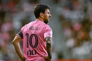 LE CLUB FORMATEUR DE LIONEL MESSI A ENTAMÉ DES DISCUSSIONS AVEC L’INTER MIAMI POUR FAIRE REVENIR LA PULGA