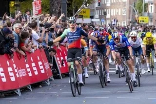 CYCLISME. OLAV KOOIJ S’IMPOSE SUR LE TOUR DU MÜNSTER, LE FRANÇAIS ANTHONY TURGIS FINIT AU PIED DU PODIUM