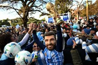COUPE DU MONDE. « MESSI EST IMPARABLE » : ENTRE RESPECT ET ADORATION, LIONEL MESSI ADULÉ EN ARGENTINE