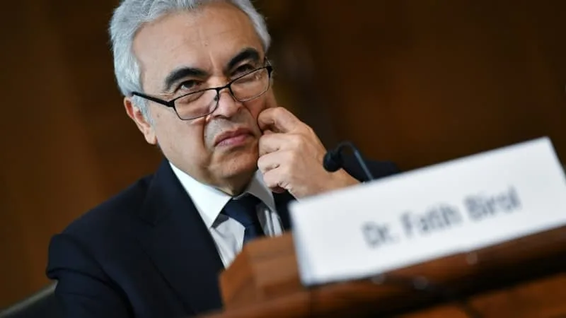 LES PAYS MEMBRES ONT DÉJÀ LIBÉRÉ TROIS QUARTS DES 400 MILLIONS DE BARILS ANNONCÉS EN MARS: L’AIE S’INQUIÈTE DE L’APPROVISIONNEMENT EN PÉTROLE APRÈS LA DÉGRADATION DE LA SITUATION DANS LE DÉTROIT D’ORMUZ