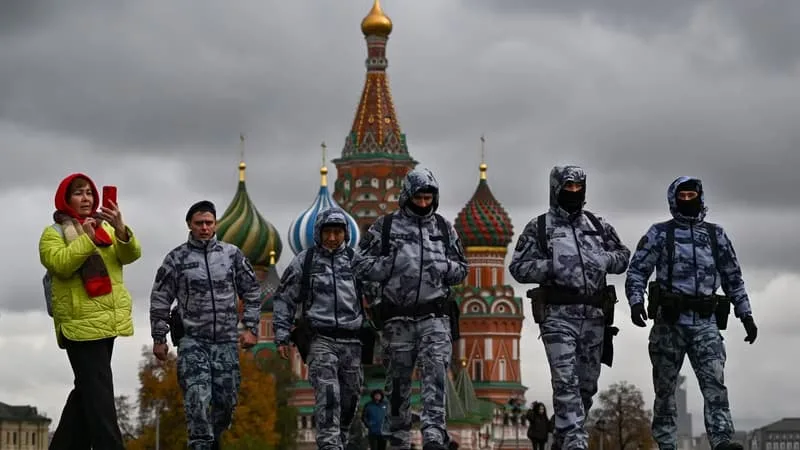 « POUTINE VA DEVOIR TRANCHER À UN MOMENT DONNÉ »: COMMENT LES COUPURES D’INTERNET EN RUSSIE ATTISENT DES TENSIONS AU SOMMET DU POUVOIR, NOTAMMENT AVEC LES SERVICES DE RENSEIGNEMENT
