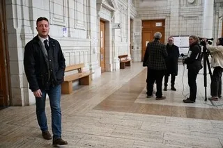 DEJÀ CONDAMNÉE IL Y A TROIS MOIS, POURQUOI CETTE FIGURE DE L’EXTRÊME DROITE EST DE NOUVEAU DEVANT LE TRIBUNAL À ANGERS