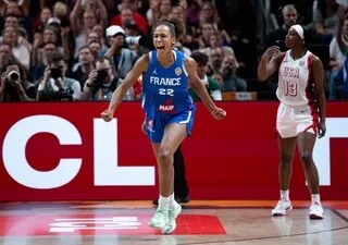 BASKET. «ON EST COMPLÈTEMENT PASSÉ À CÔTÉ» : MARIÈME BADIANE REVIENT SUR LA FINALE PERDUE DU MONDIAL FACE AUX ÉTATS-UNIS