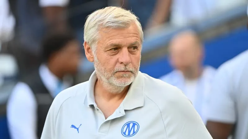 OM: « AUJOURD’HUI, ON NE PARLE QUE DU JEU AU PIED », LA VISION PLUS TRADITIONNELLE DE GENESIO SUR LE RÔLE DE GARDIEN