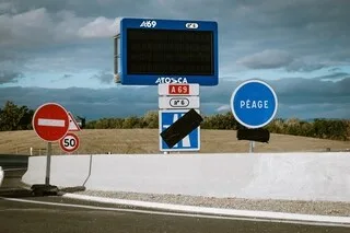 ALLER-RETOUR À 17 € : LES TARIFS POUR EMPRUNTER L’A69 ENTRE TOULOUSE ET CASTRES CRISPENT MÊME LES PARTISANS DU PROJET