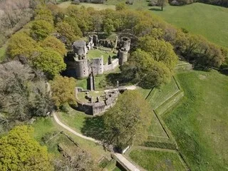 CET ÉTÉ, PARTEZ À L’ASSAUT DE CETTE FORTERESSE EN RUINE DE LOIRE-ATLANTIQUE