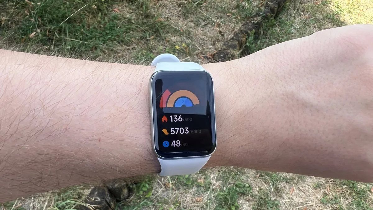 LE XIAOMI SMART BAND 10 PRO, UN BRACELET CONNECTÉ ULTRA-FIABLE ET NOTÉ 8/10, CHUTE À 64 €