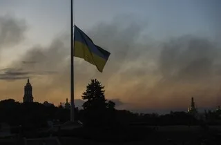 GUERRE EN UKRAINE : FRAPPES RUSSES À ODESSA, APPEL À LA TENUE D’ÉLECTIONS… LE POINT SUR LA NUIT