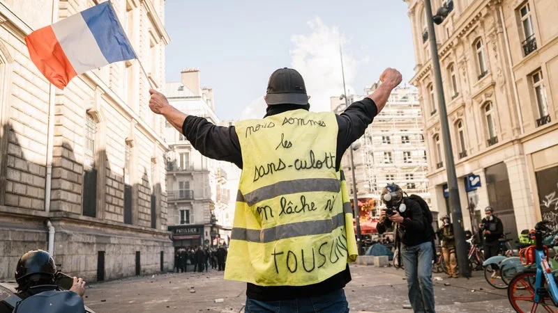 « ACTE II » DES GILETS JAUNES: QUI EST DERRIÈRE LA SECONDE JOURNÉE DE MOBILISATION ANNONCÉE POUR SAMEDI PROCHAIN?