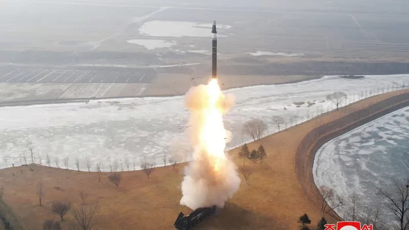 LA CORÉE DU NORD VEUT RENFORCER DE FAÇON "EXPONENTIELLE" SES CAPACITÉS NUCLÉAIRES