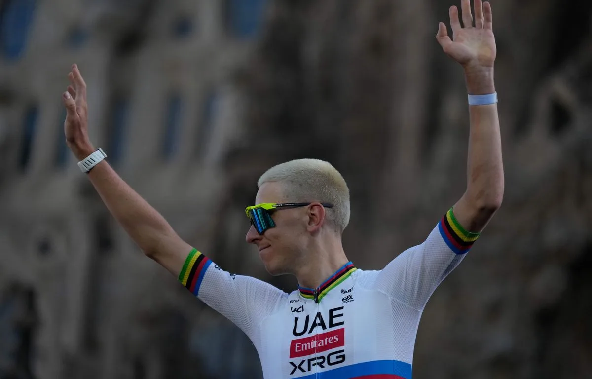 EN DIRECT TOUR DE FRANCE : UN CHRONO PAR ÉQUIPES POUR LANCER LES HOSTILITÉS, LES FAVORIS DÉJÀ EN ACTION À MONTJUÏC… SUIVEZ LA 1ÈRE ÉTAPE AVEC NOUS