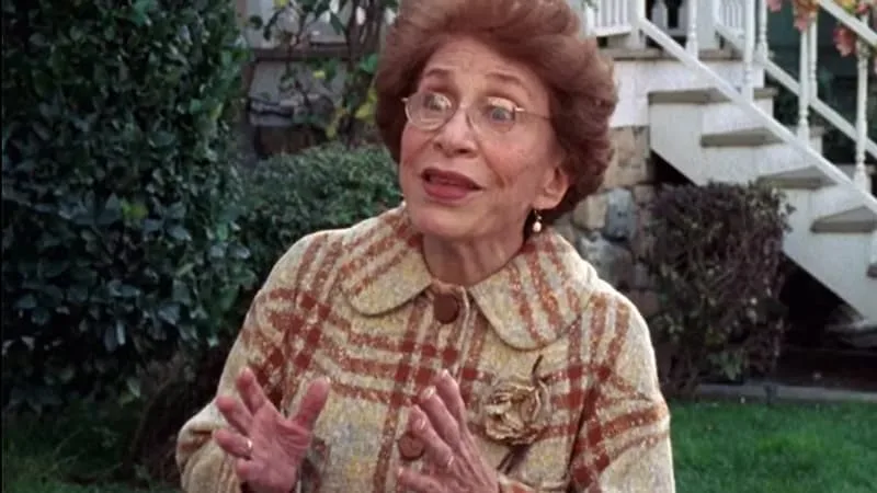 MORT DE L’ACTRICE BUNNY LEVINE, VUE DANS « GILMORE GIRLS » ET « LA LA LAND », À 97 ANS