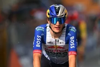 TOUR D’ALLEMAGNE. GIULIO PELLIZZARI REMPORTE L’ÉTAPE-REINE, ISAAC DEL TORO EN TÊTE DU GÉNÉRAL À LA VEILLE DE L’ARRIVÉE