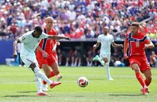 NORVÈGE – FRANCE. LES NOTES DES BLEUS : DEMBÉLÉ EN MODE BALLON D’OR, UNE DÉFENSE DE PLOMB