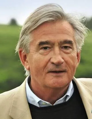 ENTRETIEN. « RACONTER LA GUERRE, EMPÊCHER SON RETOUR » : L’HISTORIEN ANTHONY BEEVOR REVIENT AU LIVRE DE POCHE