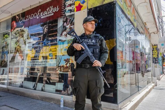 EN COLOMBIE, UN GROUPE ARMÉ PARALYSE SANTA MARTA, JOYAU TOURISTIQUE DES CARAÏBES