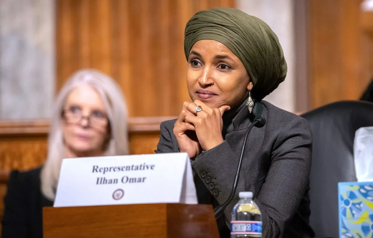 ETATS-UNIS : DES PERQUISITIONS AU DOMICILE D’UNE ÉLUE DÉMOCRATE D’ORIGINE SOMALIENNE, SOUFFRE-DOULEUR DE TRUMP