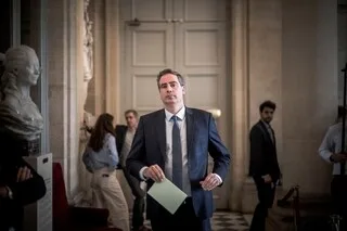 PRÉSIDENTIELLE 2027 : OLIVIER BECHT, ANCIEN MINISTRE DU COMMERCE EXTÉRIEUR, EST CANDIDAT À L’ÉLECTION