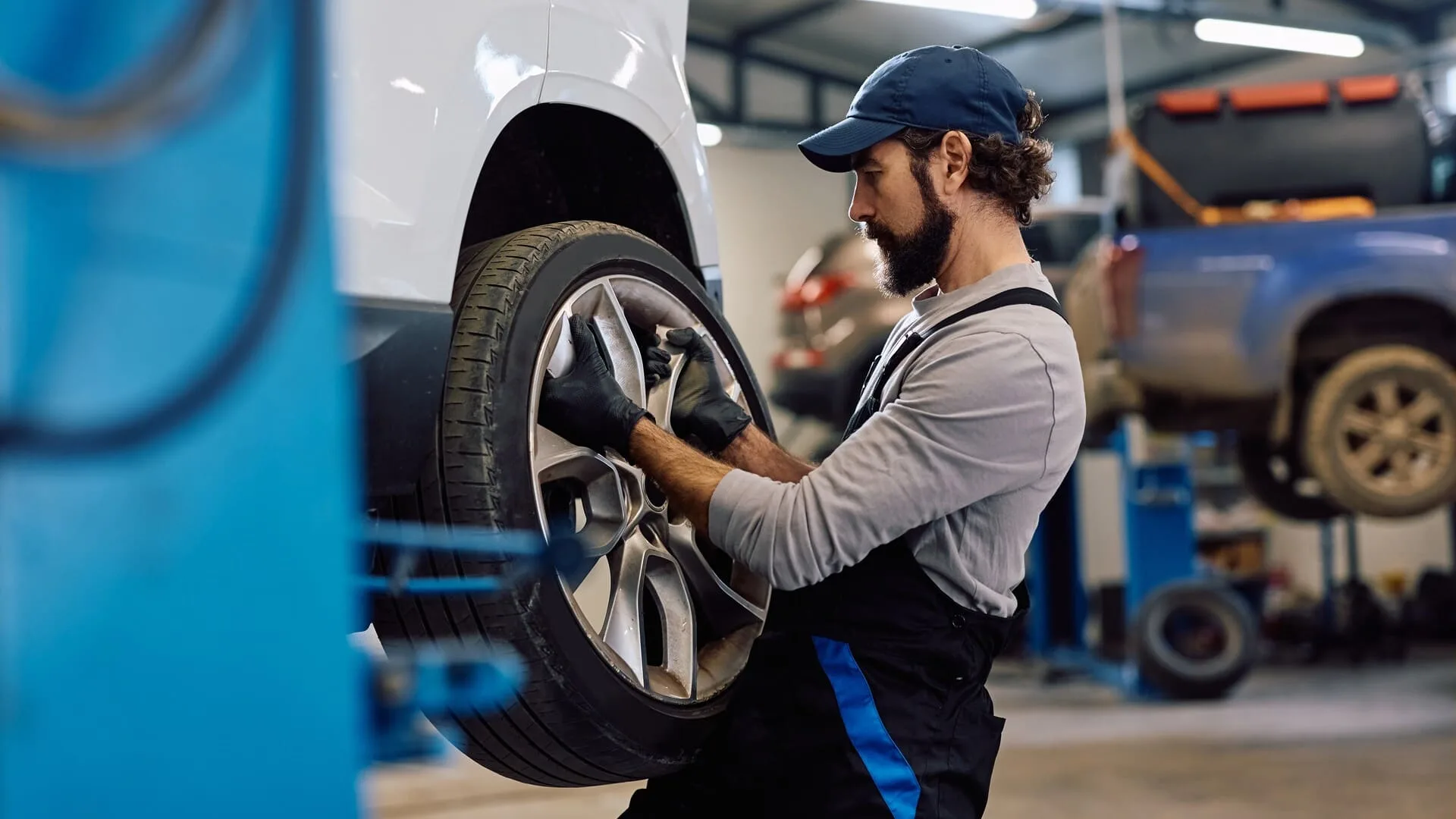 TARIFS GONFLÉS ET PIÈCES FANTÔMES, LA DGCCRF DÉVOILE LES PRATIQUES DÉSASTREUSES DES GARAGES FRANÇAIS