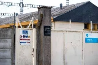 SOUPÇONNÉS D’AVOIR COUPÉ L’ÉLECTRICITÉ POUR RÉCLAMER DES HAUSSES DE SALAIRES, SIX GRÉVISTES CONVOQUÉS DEVANT LE TRIBUNAL