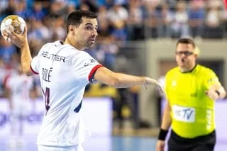 LIGUE DES CHAMPIONS DE HANDBALL. LE PSG LANCE SA SAISON EN ACCROCHANT MIRACULEUSEMENT UN MATCH NUL